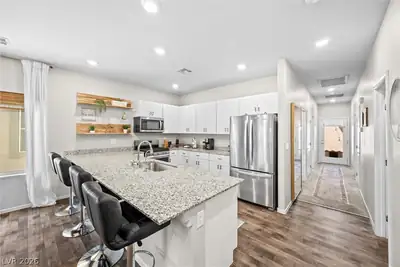 7545 Cooks Meadow Street, North Las Vegas, NV 89084 Kitchen
