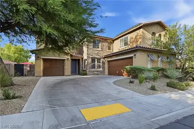 7572 Desertscape Avenue Las Vegas, NV 89178