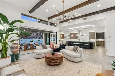 2211 Overlook Canyon Lane, Henderson, NV 89052 Living Room