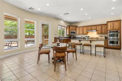 9992 Peak Lookout Street, Las Vegas, NV 89178 Kitchen