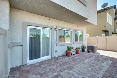 7575 Emerald Stars Street 102, North Las Vegas, NV 89084 Patio