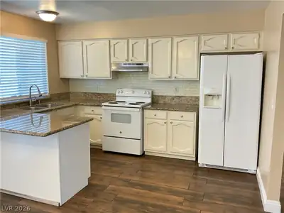 417 Shawna Place, Henderson, NV 89015 Kitchen