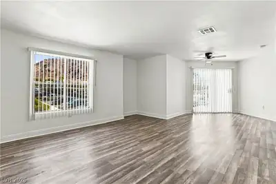 6800 Lake Mead 2117, Las Vegas, NV 89156 Living Room