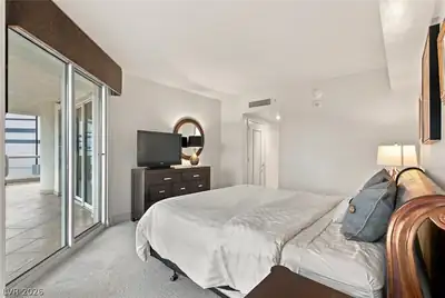 2747 Paradise Road 1205, Las Vegas, NV 89109 Bedroom
