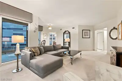 2747 Paradise Road 1205, Las Vegas, NV 89109 Living Room
