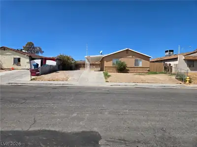 5239 Erin Circle Las Vegas, NV 89122
