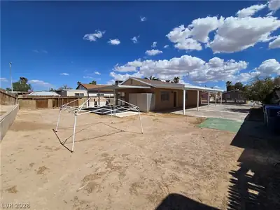 5239 Erin Circle, Las Vegas, NV 89122 Yard