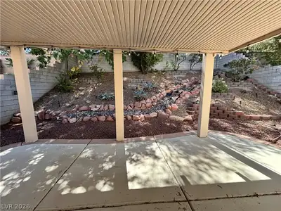 2261 Chestnut Bluffs Avenue, Henderson, NV 89052 Patio