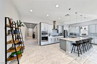 597 Cadence Vista Drive, Henderson, NV 89011 Kitchen