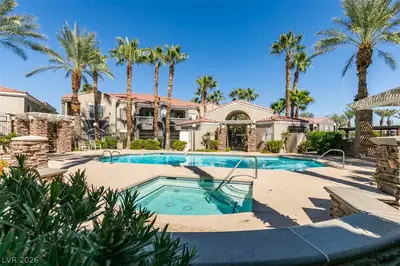 10245 South Maryland Parkway 133, Las Vegas, NV 89183 Pool