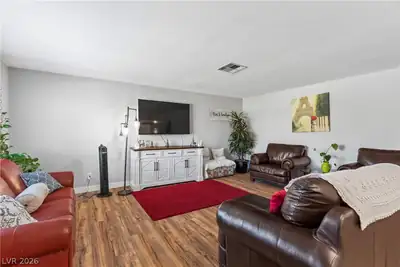 3047 Downing Place, Las Vegas, NV 89121 Living Room