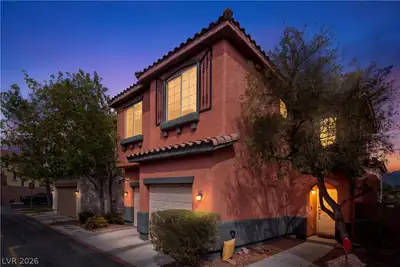 7208 Glen Shire Court, Las Vegas, NV 89149 Front of Structure