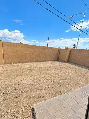 4110 Ivy Russell Way, Las Vegas, NV 89115 Yard