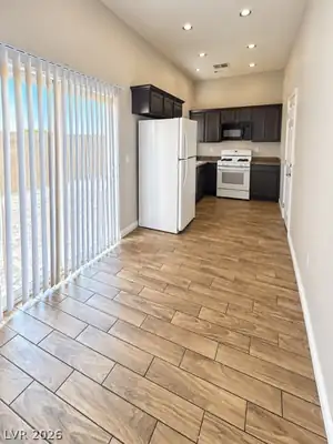 4110 Ivy Russell Way, Las Vegas, NV 89115 Kitchen