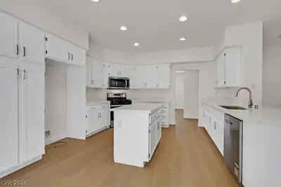 506 Copper View Street, Henderson, NV 89052 Kitchen