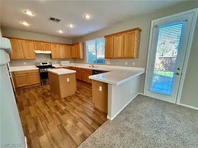 10064 San Gervasio Avenue, Las Vegas, NV 89147 Kitchen