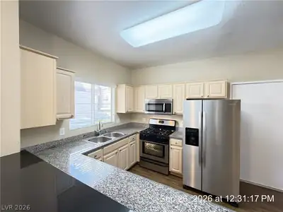 5250 South Rainbow Boulevard 1151, Las Vegas, NV 89118 Kitchen