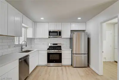 717 Palmhurst Drive, Las Vegas, NV 89145 Kitchen