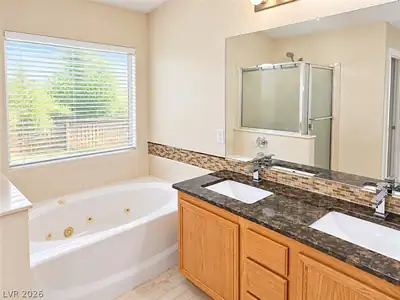 753 Anacapri Street, Las Vegas, NV 89138 Primary Bathroom