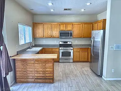 753 Anacapri Street, Las Vegas, NV 89138 Kitchen