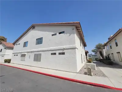 1321 Del Mar Street 4 Las Vegas, NV 89119