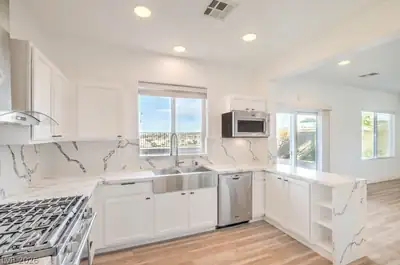 2840 Blythswood Square, Henderson, NV 89044 Kitchen