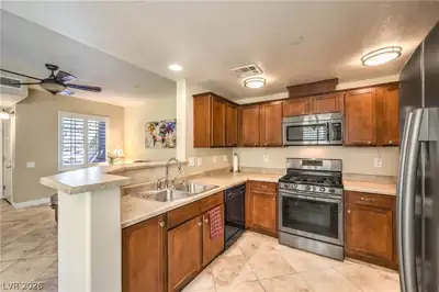 6868 Sky Pointe Drive 1132, Las Vegas, NV 89131 Kitchen