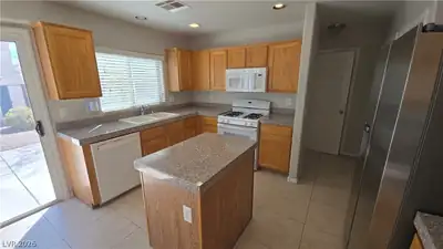 6232 FORT WORTH Street 0, North Las Vegas, NV 89081 Kitchen