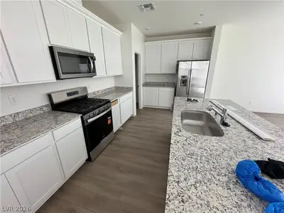 3765 Tijeras Avenue, Las Vegas, NV 89121 Kitchen