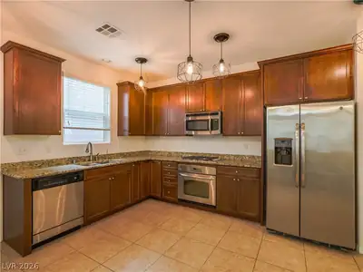 10623 Seasonable Drive, Las Vegas, NV 89129 Kitchen