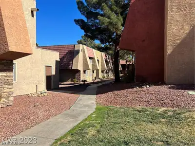 5295 Indian River Drive 302, Las Vegas, NV 89103 Front of Structure