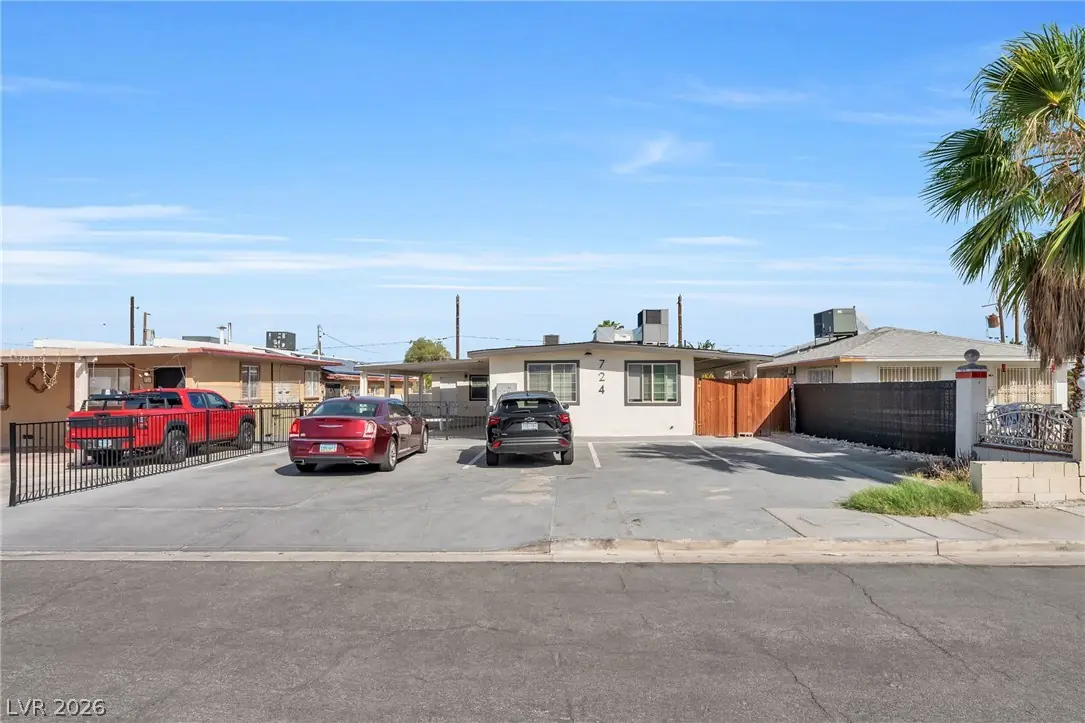 724 North 9th Street, Las Vegas, NV 89101