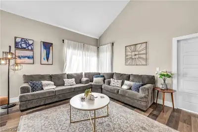 2745 Brienza Way, Las Vegas, NV 89117 Living Room