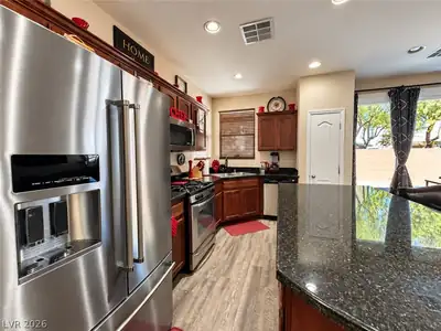 7546 Dobroyd Drive, Las Vegas, NV 89179 Kitchen