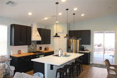 2146 Dillons Cove Drive, Laughlin, NV 89029 Kitchen
