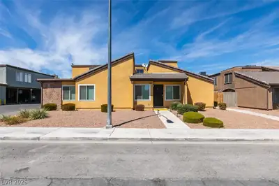 1404 Santa Anita Drive D Las Vegas, NV 89119