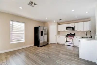 623 Port Talbot Avenue, Las Vegas, NV 89178 Kitchen