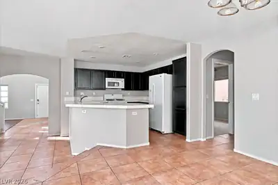 8108 Bronze Treasure Court, Las Vegas, NV 89143 Kitchen