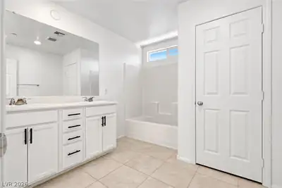 3036 Taranto Heights Avenue, Henderson, NV 89044 Primary Bathroom