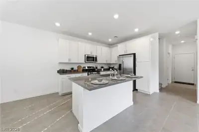 1531 Layla Crossing Avenue, Henderson, NV 89002 Kitchen
