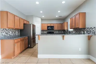 6841 Compass Cove Avenue, Las Vegas, NV 89142 Kitchen