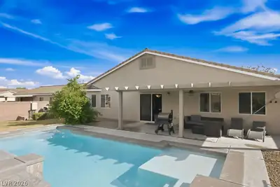 7916 Canyons Park Avenue, Las Vegas, NV 89131 