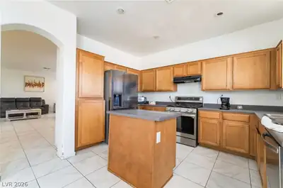 5317 Caprock Canyon Avenue, Las Vegas, NV 89139 Kitchen