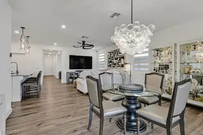7196 DEER COVE Court, Las Vegas, NV 89113 