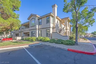 9901 Trailwood Drive 2064 Las Vegas, NV 89134