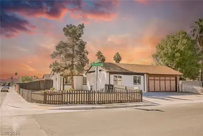 5789 Allegro Avenue, Las Vegas, NV 89110 