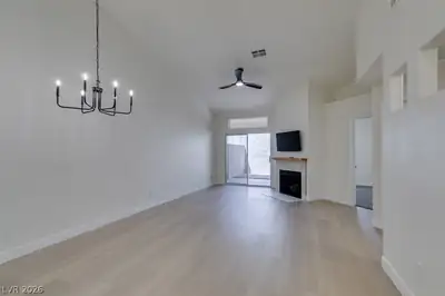9712 Fionna Lane 102, Las Vegas, NV 89129 