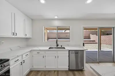 211 Calvino Avenue, Las Vegas, NV 89183 