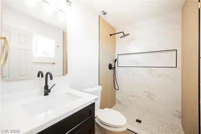 5117 New Bedford Drive, Las Vegas, NV 89122 