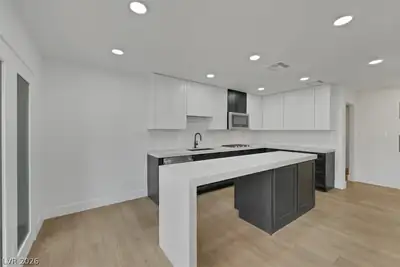 7132 Mission Hills Drive, Las Vegas, NV 89113 Kitchen